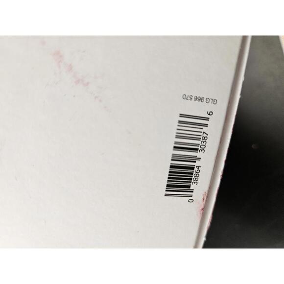 Greenleaf Garden Thyme Flower Diffuser Herbal Green Scent New in Box Giftable - Picture 6 of 6